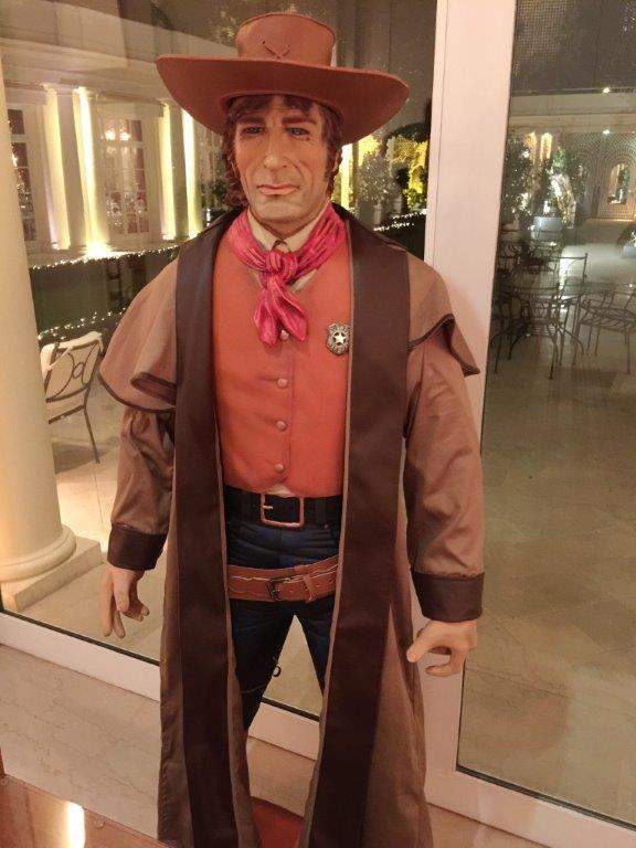 Ambiance saloon Paris