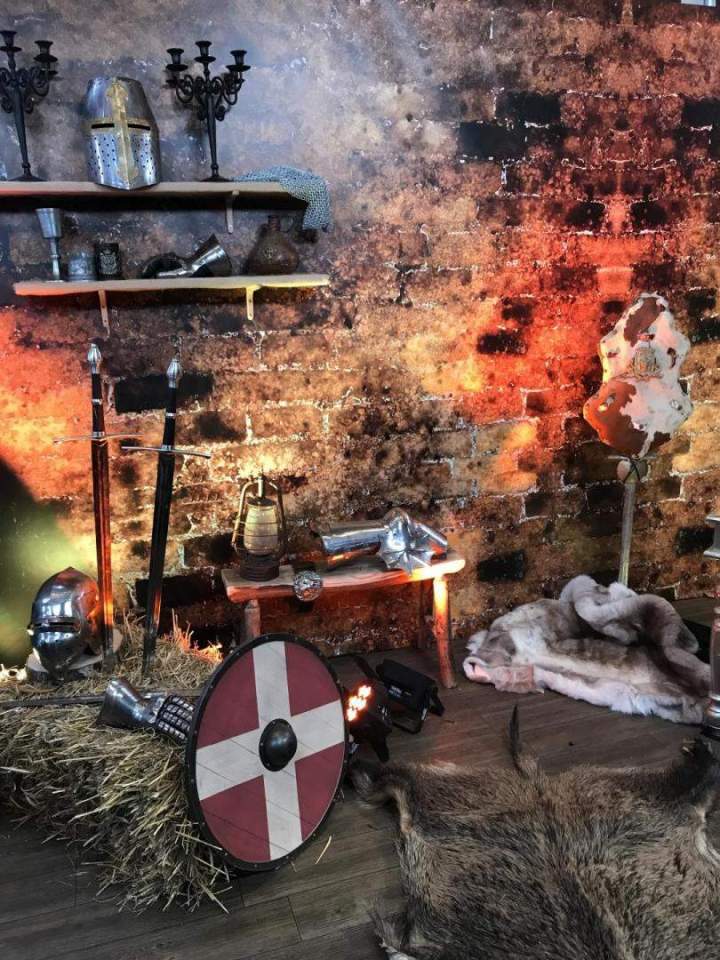 Location matériel décoratif médiéval Paris