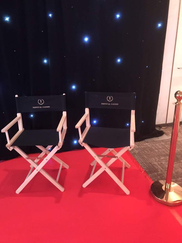 location fauteuils realisateur decoration cinema tournage ids
