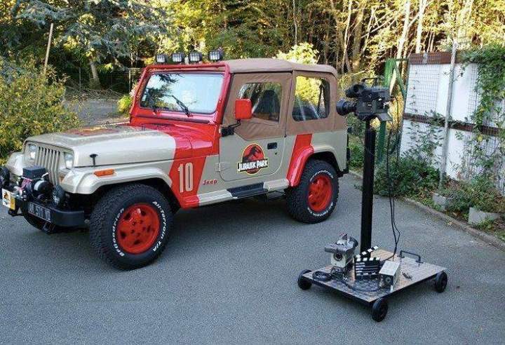 location voiture jurasik park cinema ids